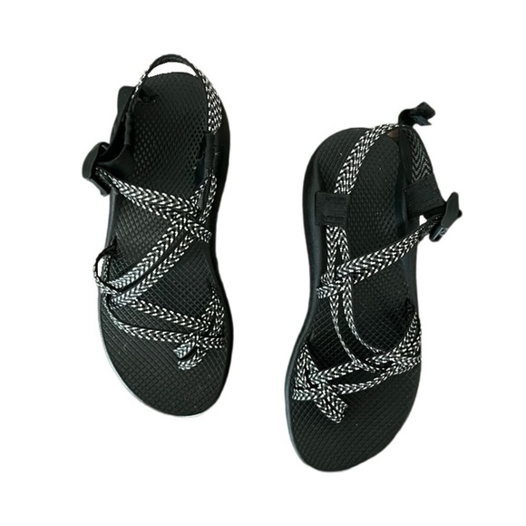 Chaco Sandals Women's 10 ZX/2 Black Striped Double Strap Adjustable Gorpcore - Picture 1 of 7